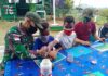 Satgas Pamtas RI-PNG Yonif 131/Brs Pos Skamto Ajarkan Keterampilan Anak di Papua