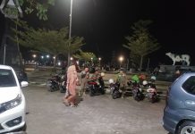 Jasa Parkir Liar di Pantai Losari Diduga Setorannya Mengalir ke Sat Pol PP