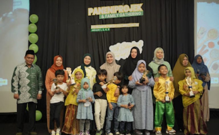 SD Islam Athirah Racing Centre Sukses Gelar Panen Projek, Orang Tua Siswa : Sangat Berkesan