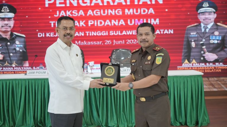 Pengarahan JAM Pidum di Kejaksaan Tinggi Sulawesi Selatan