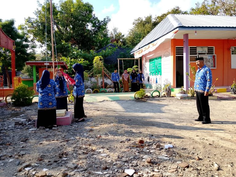 Upacara Hari Kesadaran Nasional Dilaksanakan di SLBN 1 Jeneponto
